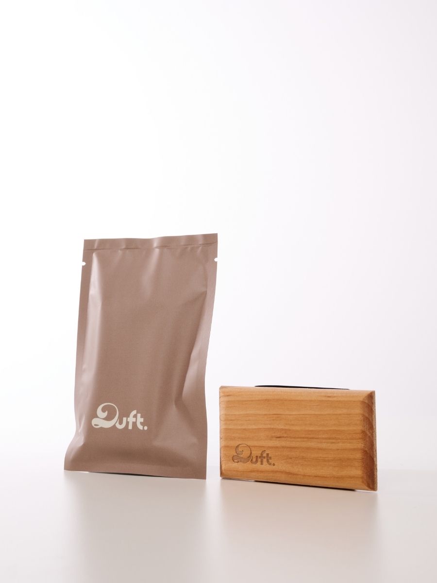 DREWNIANY ZAPACH DUFT.